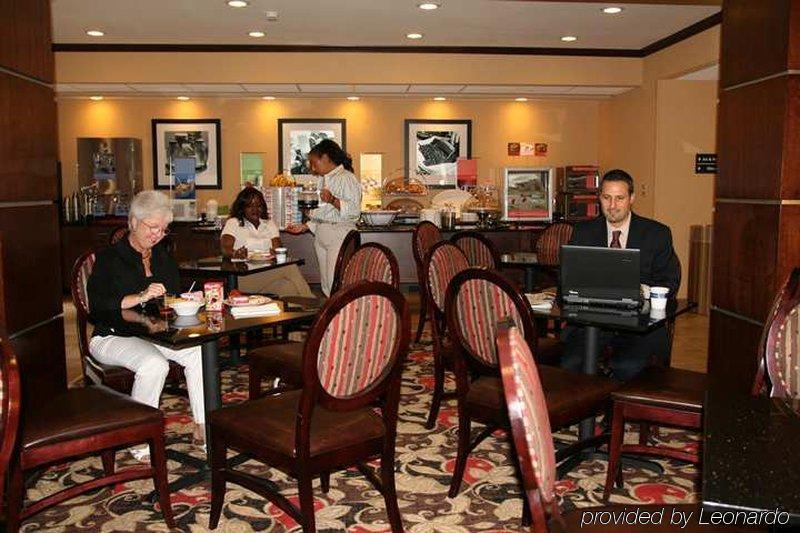 Hampton Inn Charlotte Monroe Restaurant foto