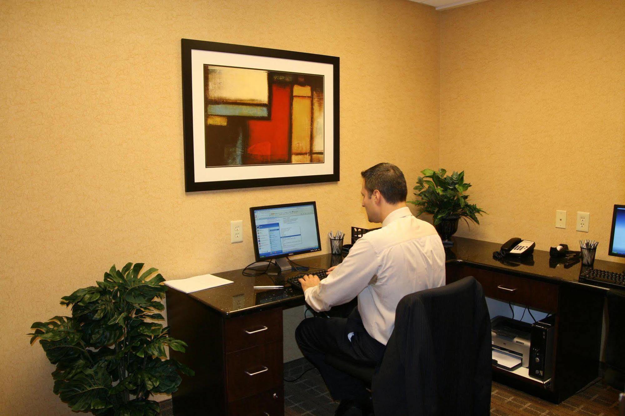 Hampton Inn Charlotte Monroe Einrichtungen foto